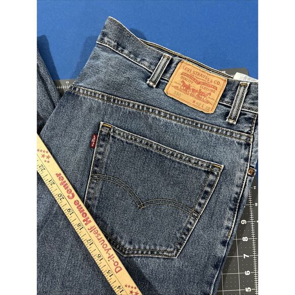 Levi's 550 Relaxed Fit Jeans Mens 42x32 Blue‎ Stonewash 100% Cotton - Picture 1 of 10